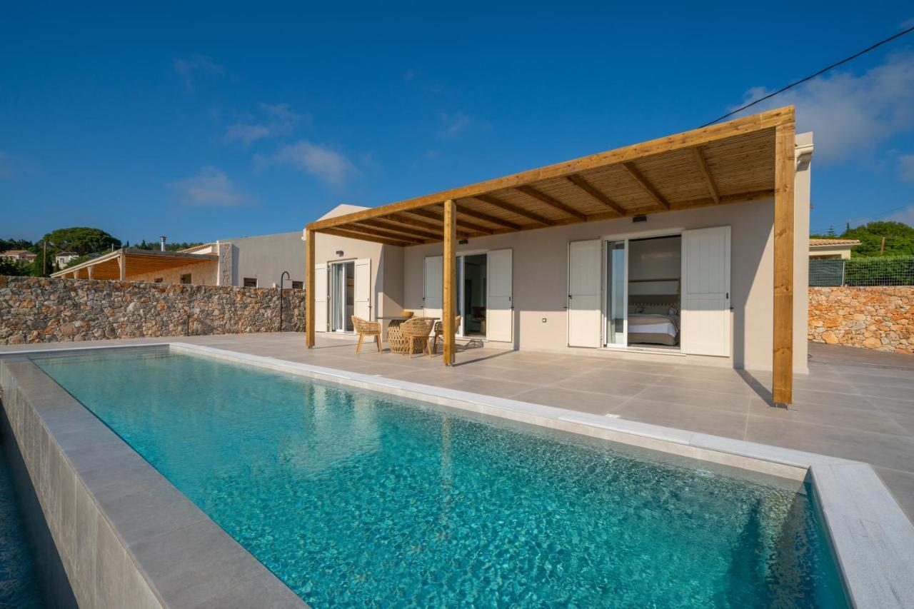 Summer Breeze Villa Tzamarelata Ngoại thất bức ảnh