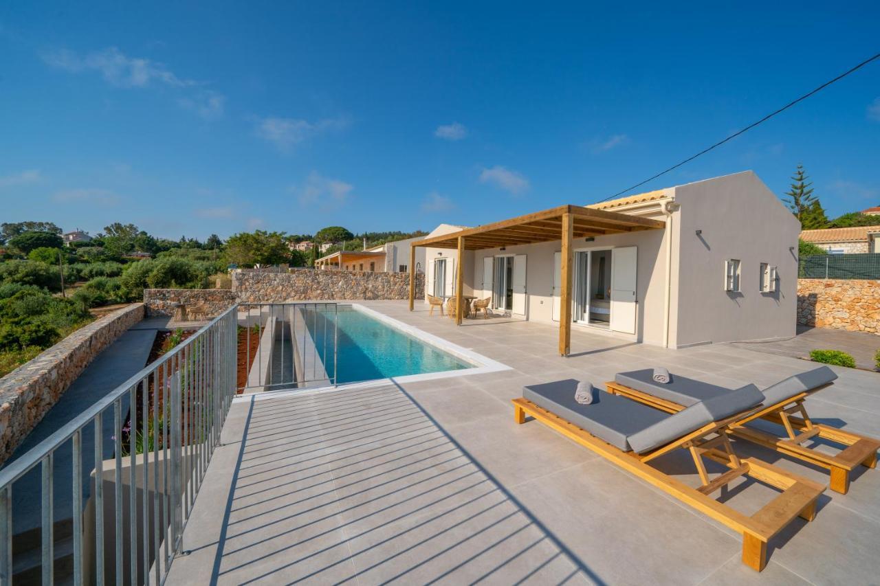 Summer Breeze Villa Tzamarelata Ngoại thất bức ảnh