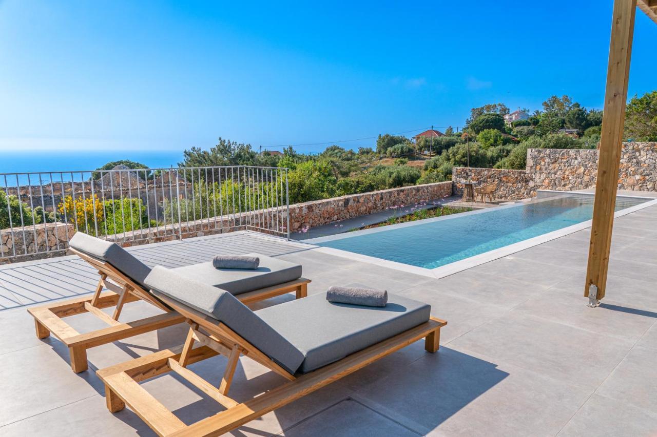 Summer Breeze Villa Tzamarelata Ngoại thất bức ảnh