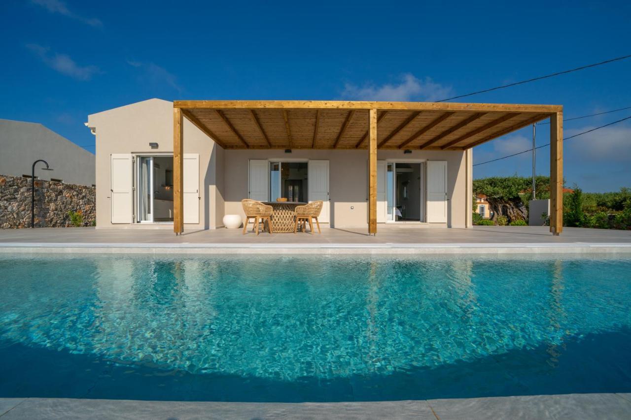 Summer Breeze Villa Tzamarelata Ngoại thất bức ảnh