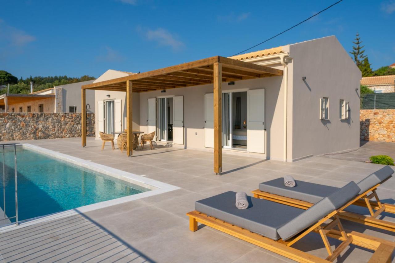 Summer Breeze Villa Tzamarelata Ngoại thất bức ảnh