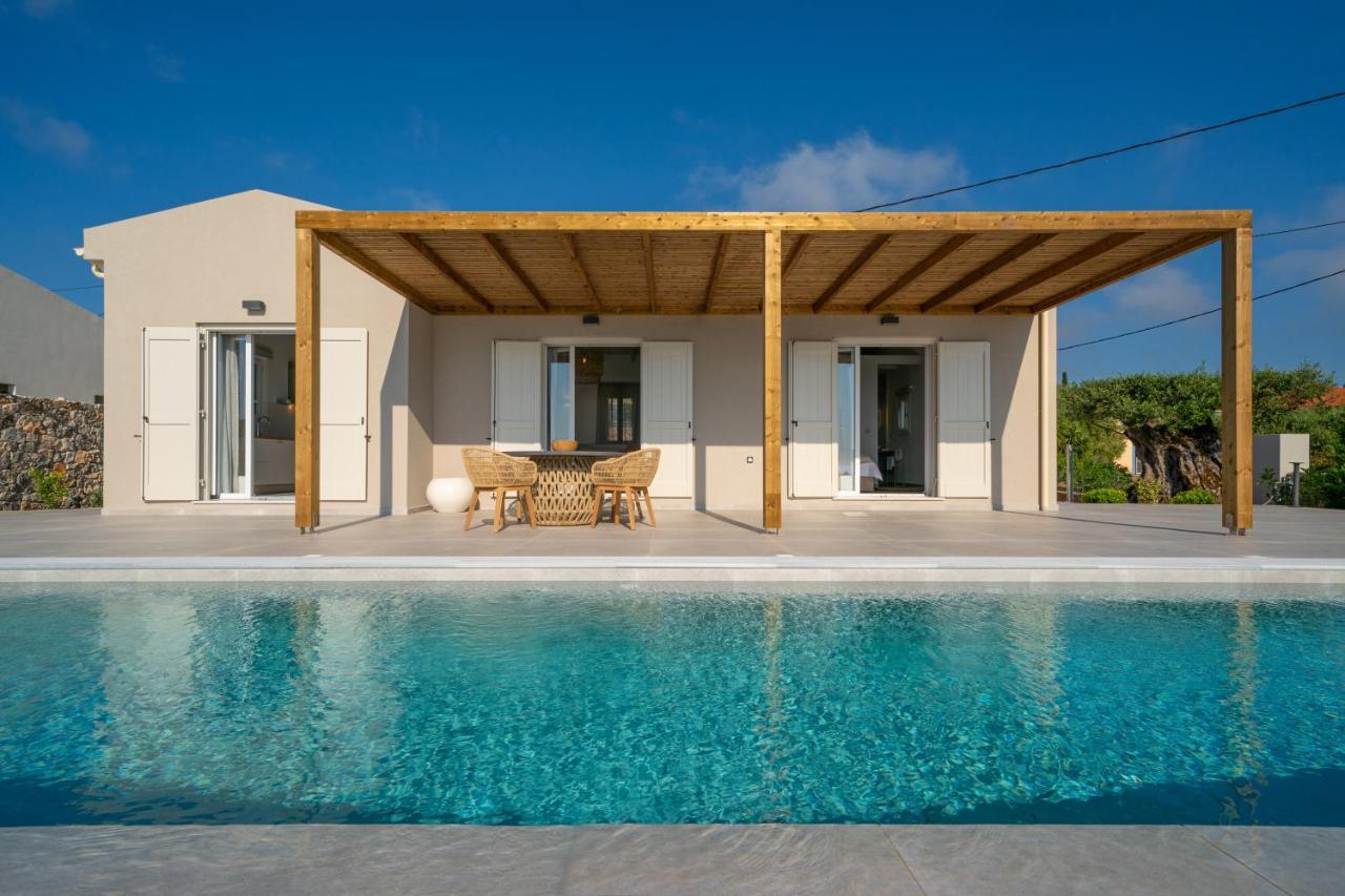 Summer Breeze Villa Tzamarelata Ngoại thất bức ảnh