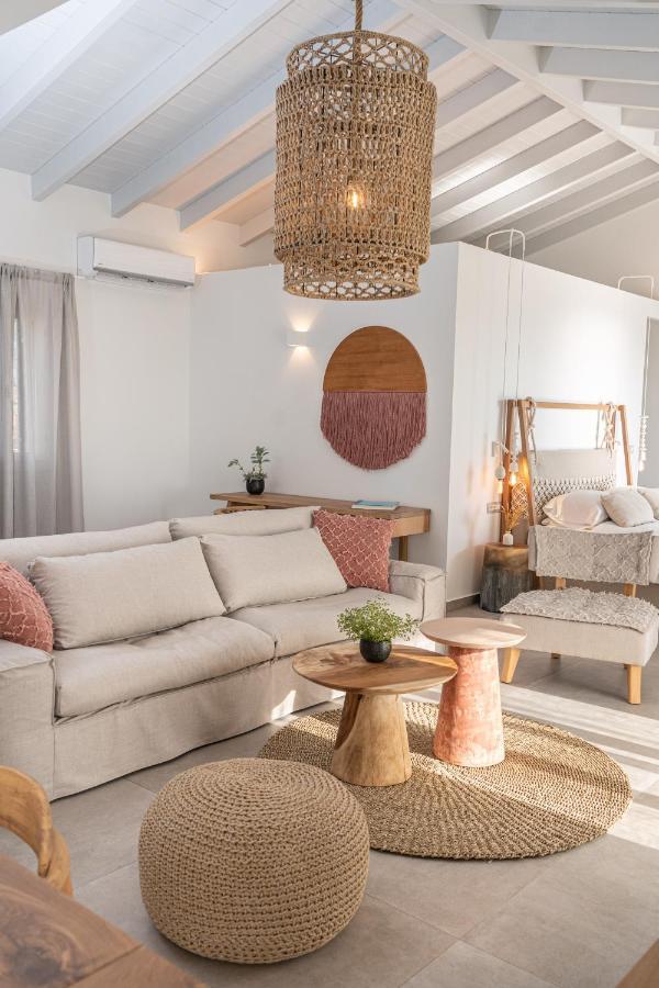 Summer Breeze Villa Tzamarelata Ngoại thất bức ảnh