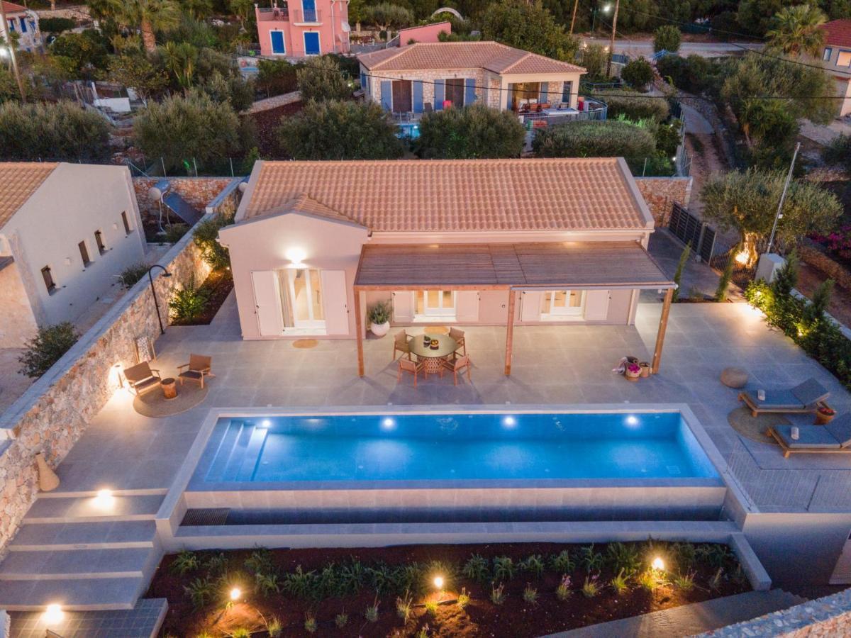 Summer Breeze Villa Tzamarelata Ngoại thất bức ảnh