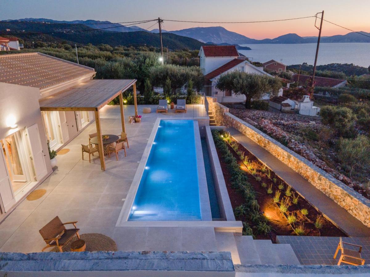 Summer Breeze Villa Tzamarelata Ngoại thất bức ảnh